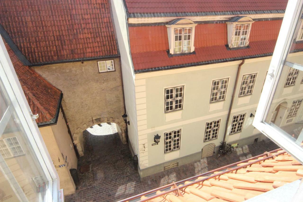 2 Level Apartments In Old Town Riga Esterno foto