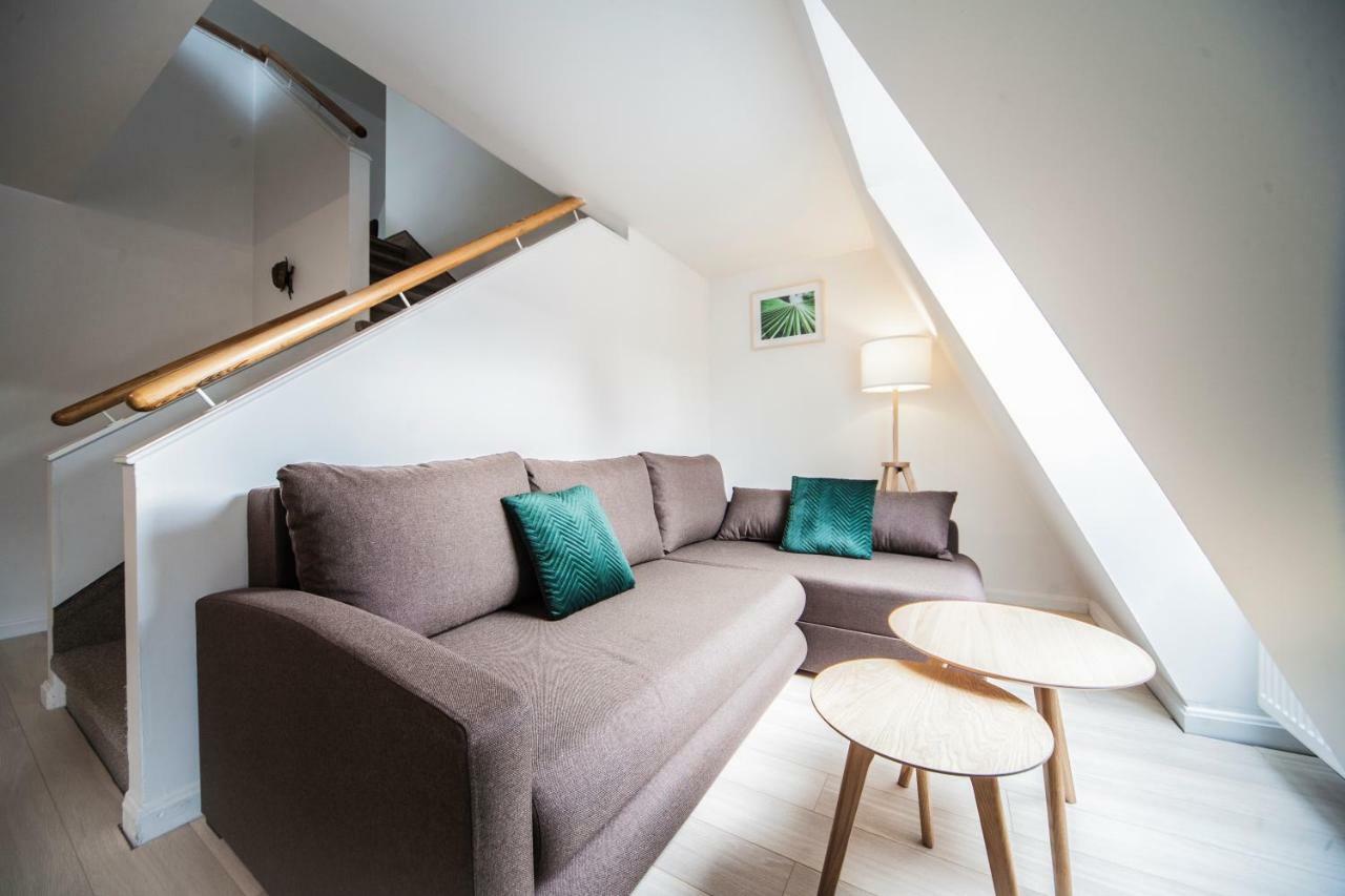 2 Level Apartments In Old Town Riga Esterno foto